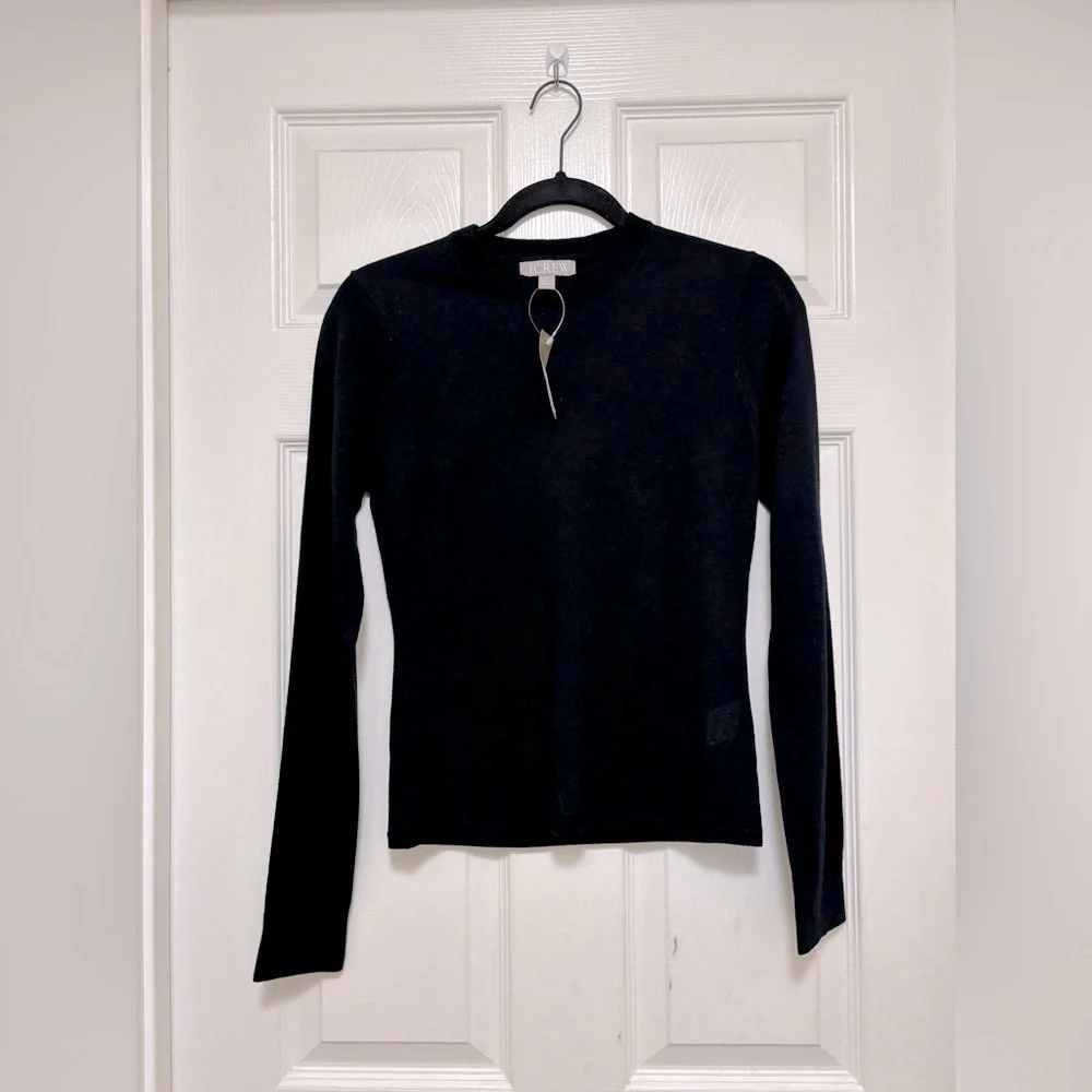 NWT J.Crew Carolyn Fitted Crewneck Sweater in Merino Wool Black